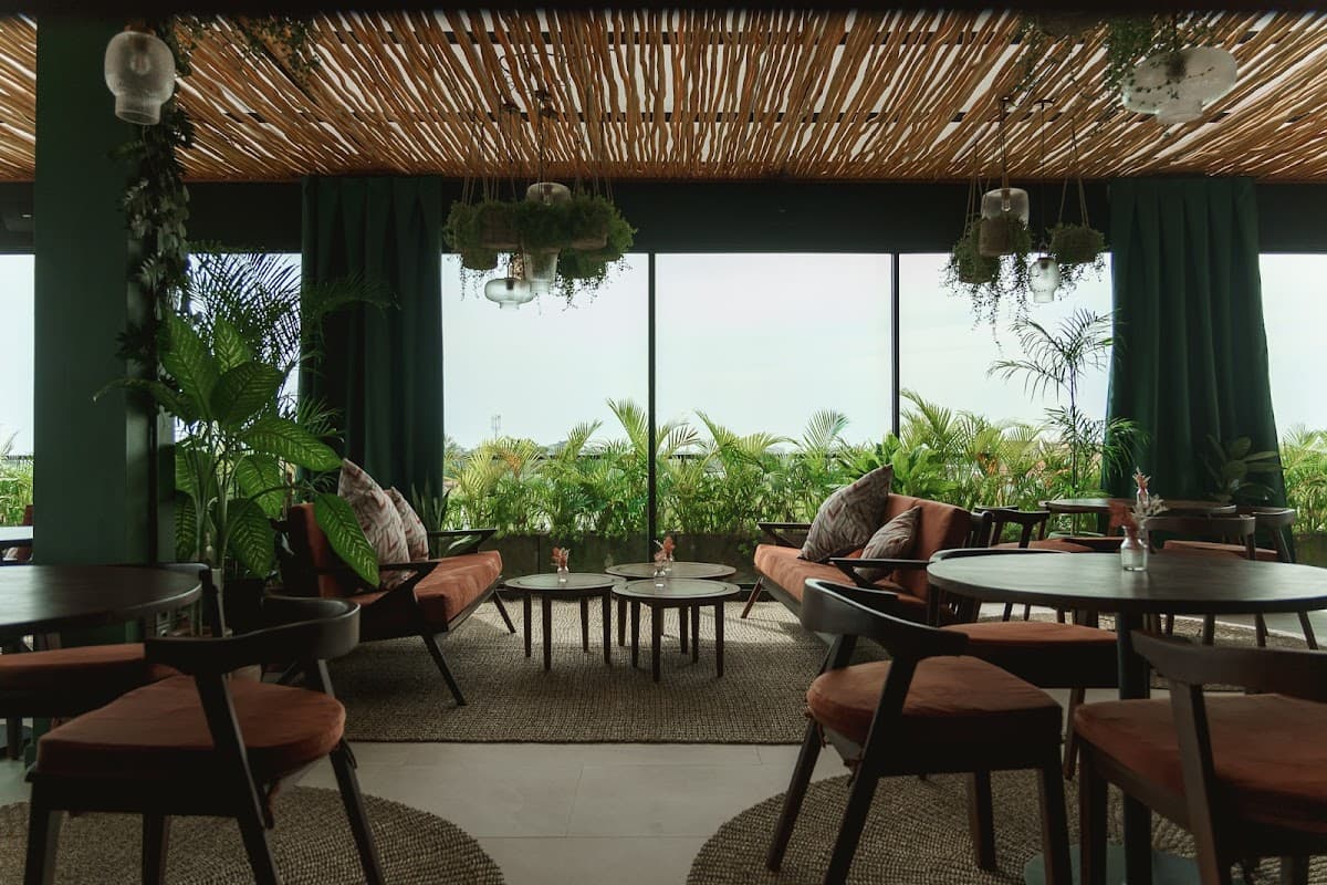 Mama Bali Rooftop & Restaurant