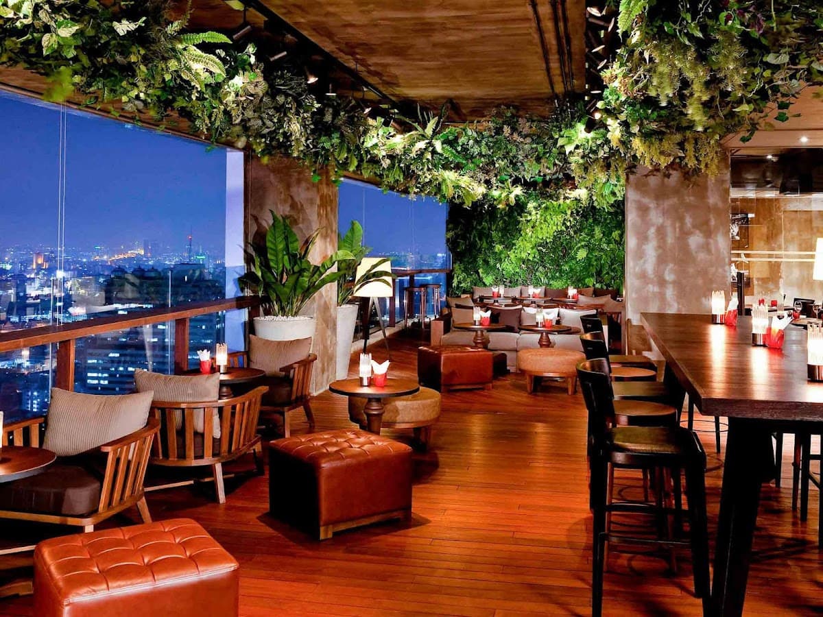 Scarlett Wine Bar & Restaurant