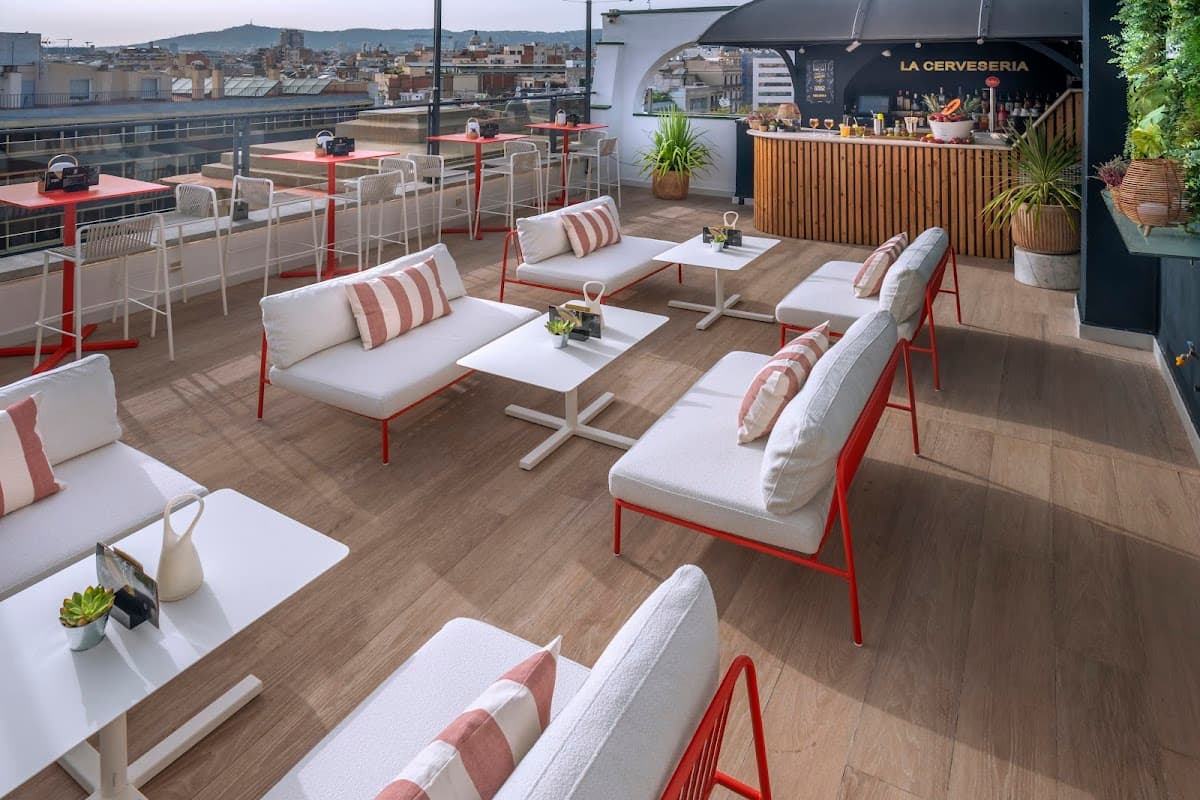 Cerveseria Sky Bar (Hotel Serhs Rivoli Rambla)