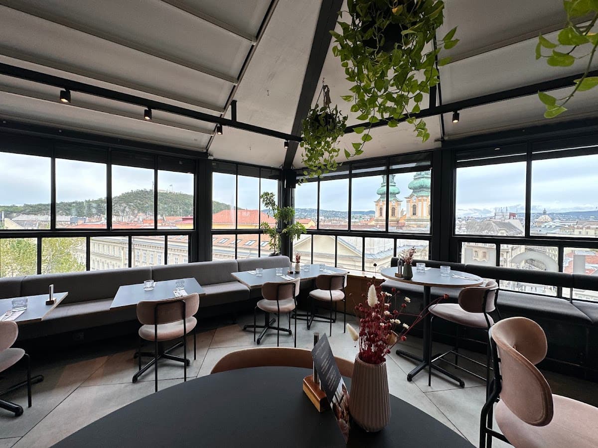 SOLID Rooftop Brunch Restaurant