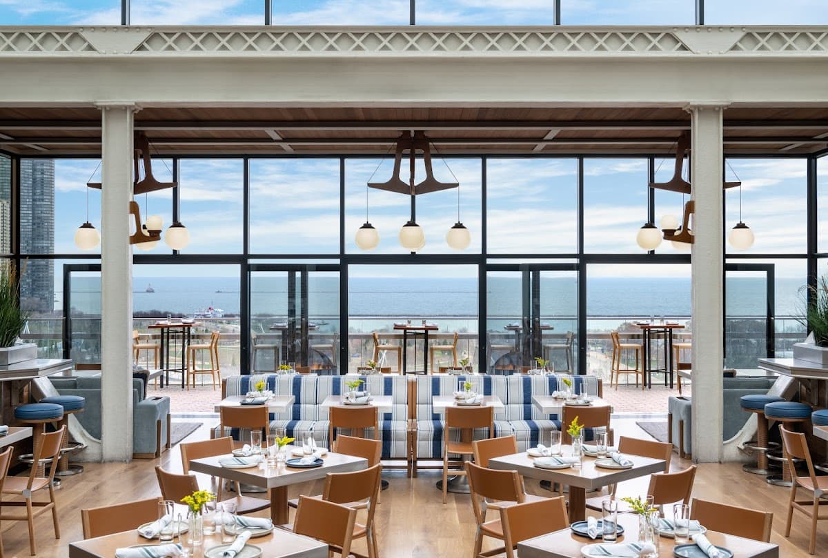Cindy's Rooftop — rooftop bar in Chicago