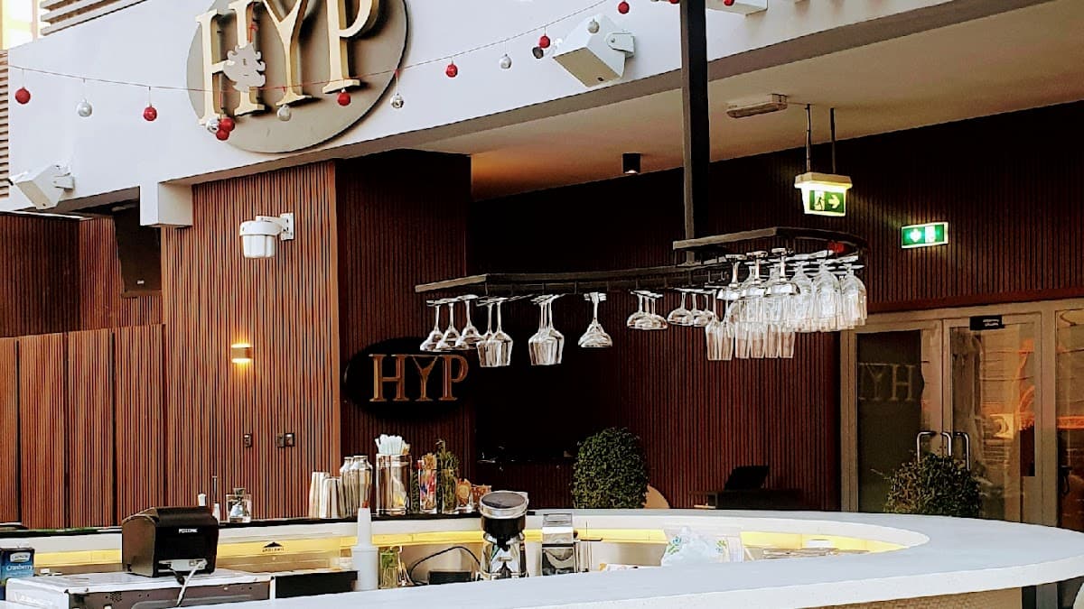 HYP DUBAI - Rooftop Lounge