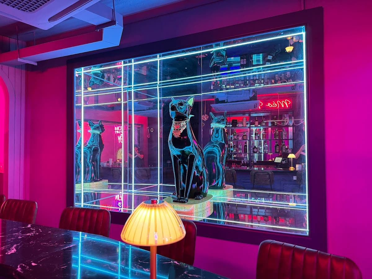 Méo Meo Rooftop Bar D1