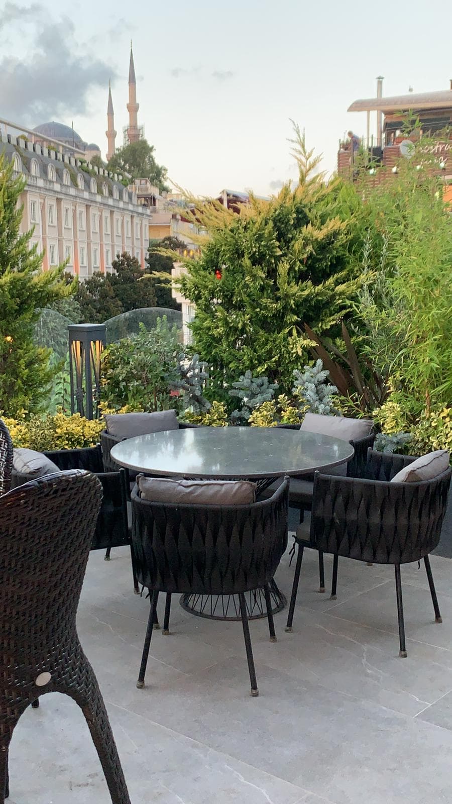 Amiralto Rooftop Restaurant & Bar