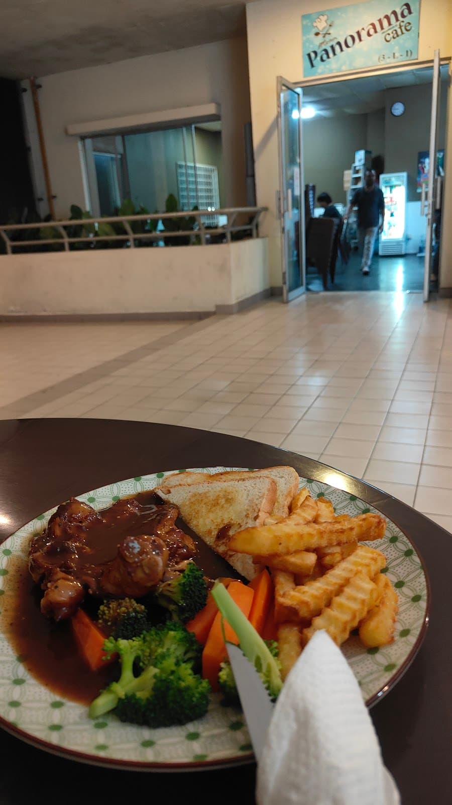 Panorama Cafe, Blok 3 Rhu, Beside swimming pool