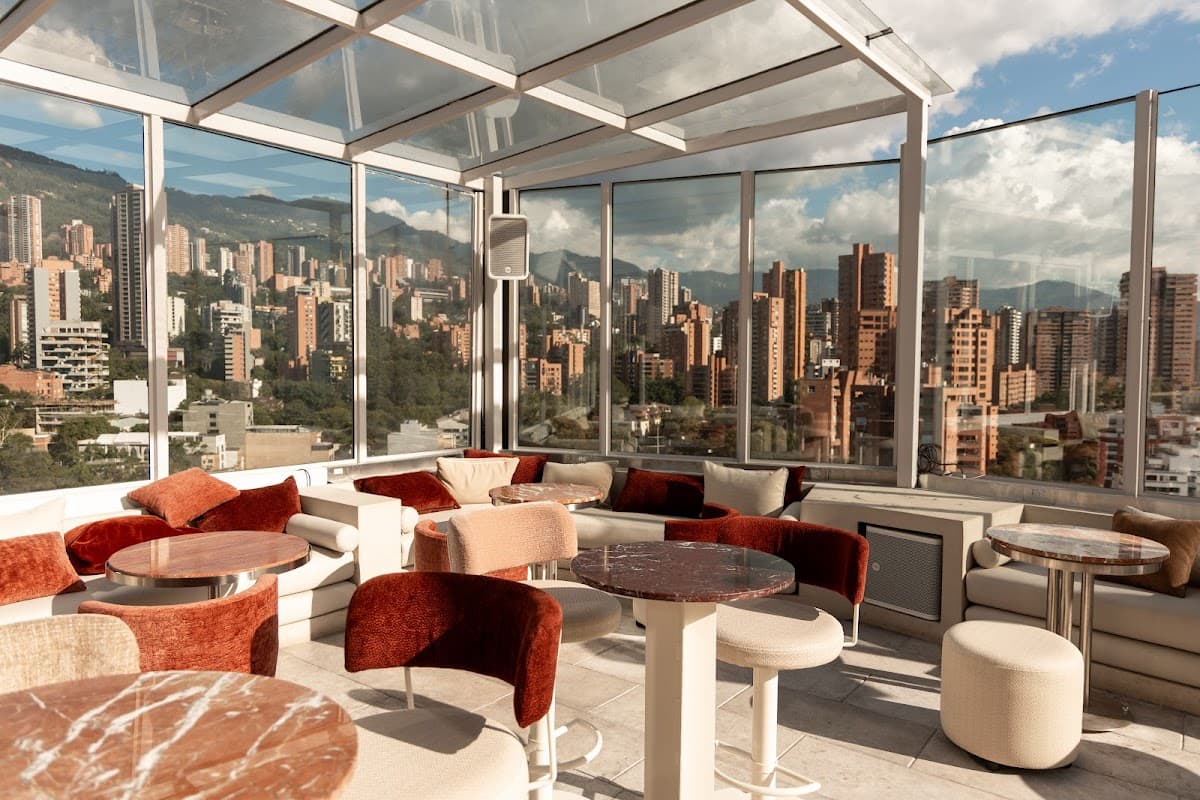 Envy Rooftop - Rooftop en Medellín
