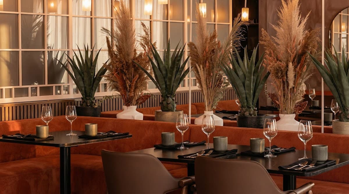 Cour Arrière – Restaurant & brunch terrasse | Vieux-Montréal