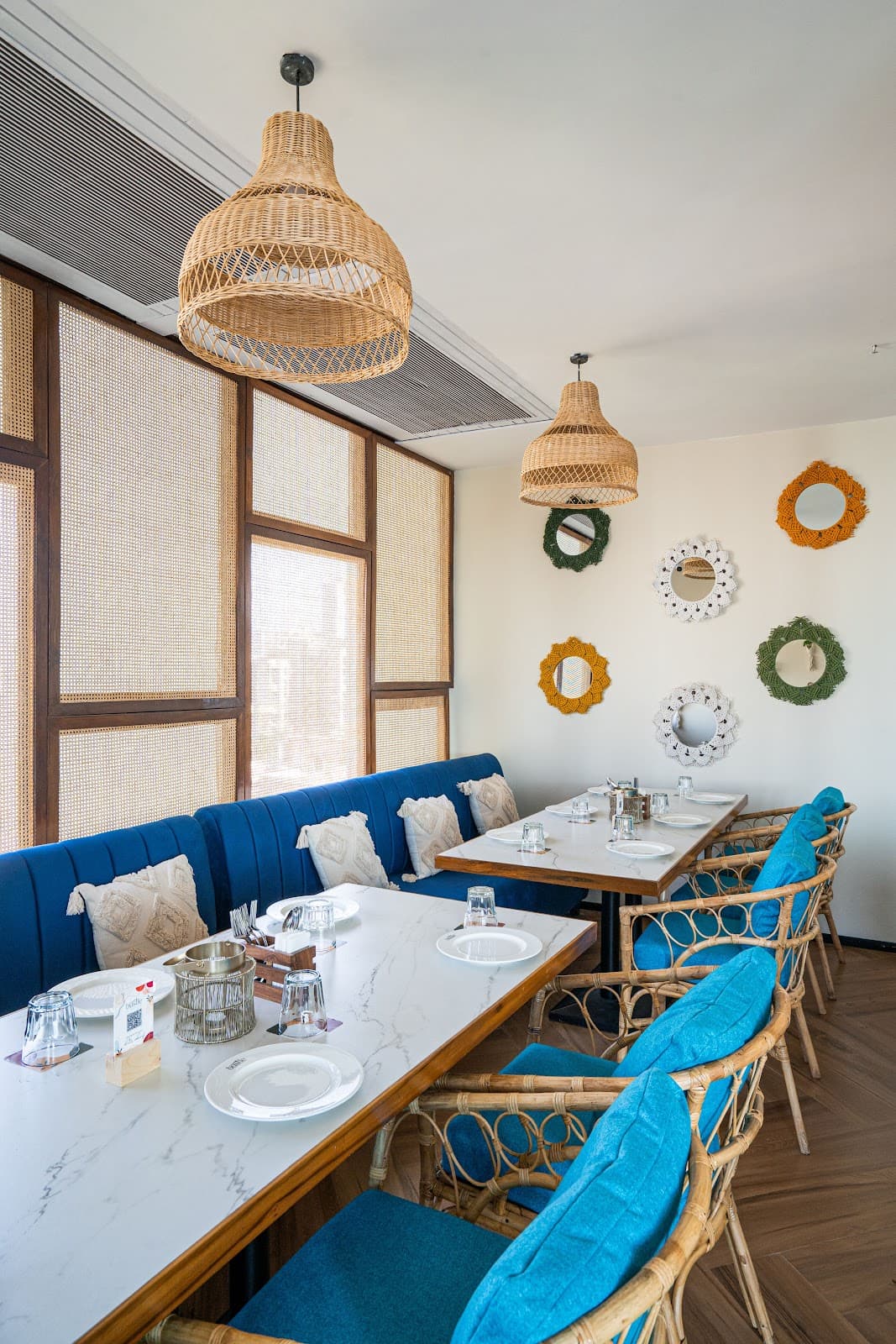 Bustle - At the rooftop